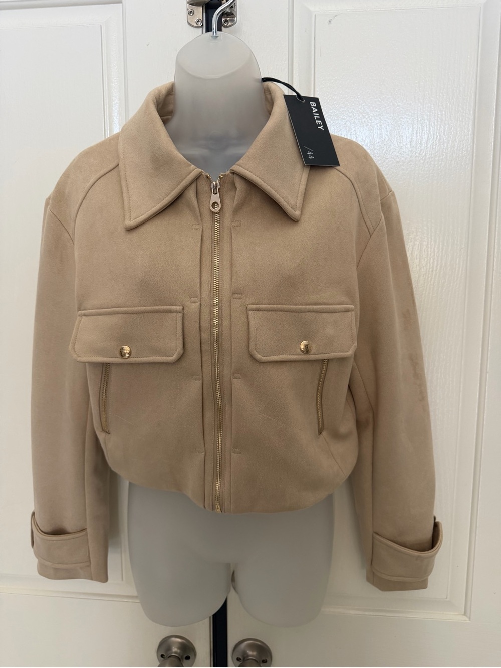 Bailey 44 Beige Cropped Zip Front Jacket S